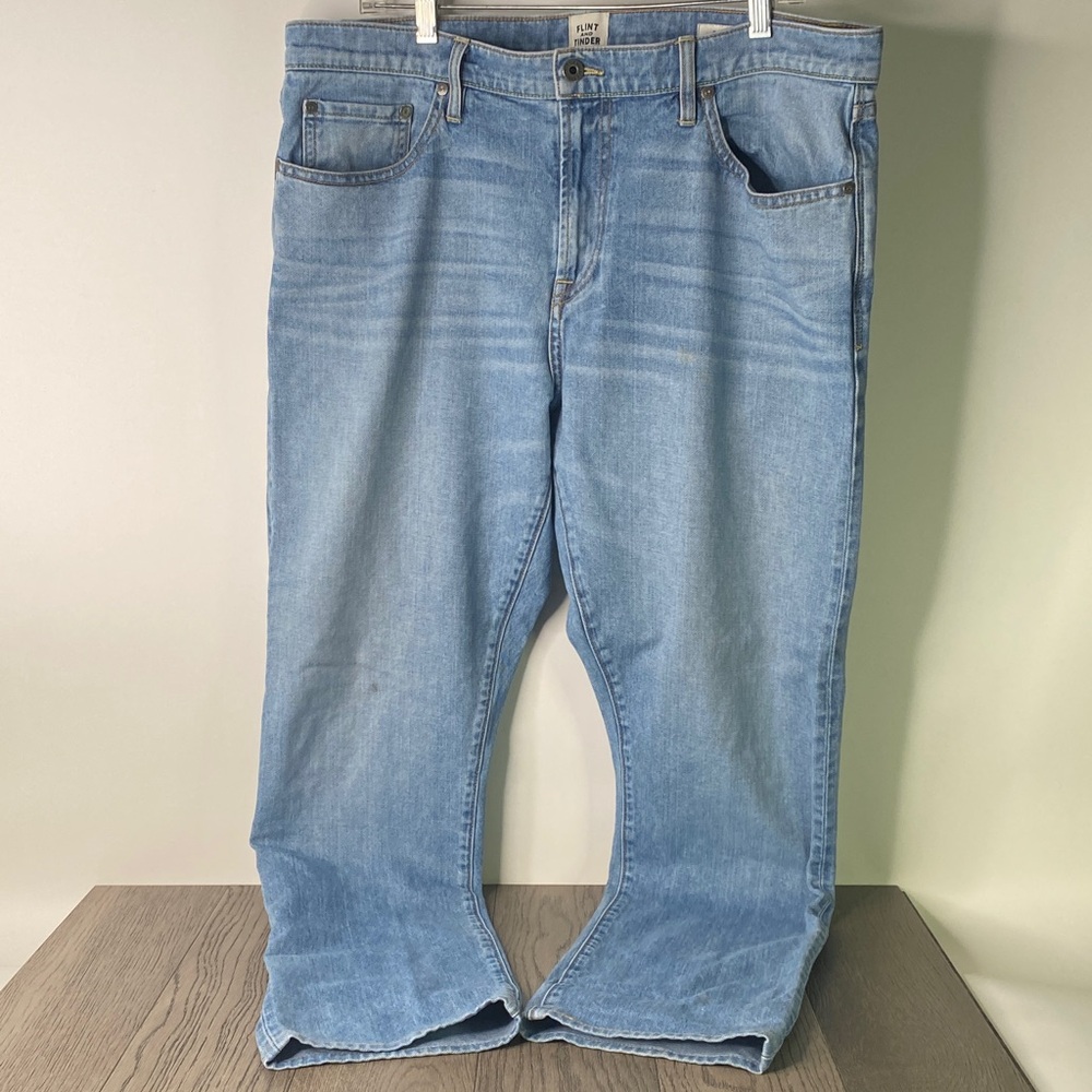 Flint and Tinder Stylish Light Blue Slim Men's Size 38x34 Jeans - Light Stains